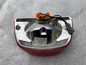 Smerovky a zadná lampa na Piaggio 300 GTS - 4