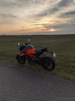 Ktm 1290 Superduke R 2021 (nový motor) - 4