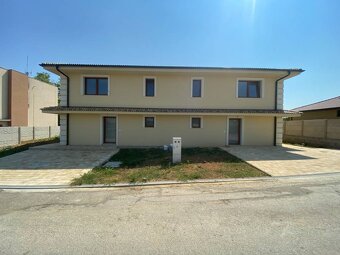 Úsporný 4 izbový poschodový rodinný dom - novostavba, Veľké - 4