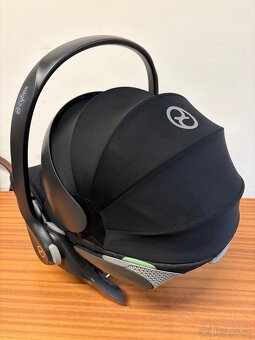 Polohovateľná autosedačka Cybex Cloud T i-Size - 4