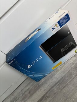 Predám PS4 plus hry a joysticky - 4