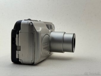 Analógový fotoaparát Olympus Superzoom 76G - 4