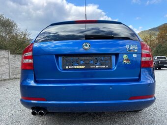 🔵 Škoda Octavia Combi 2.0 TDI RS - 4