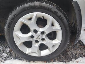 Rozpredam Opel Zafira 1.8 na ND - 4