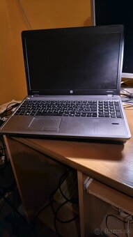 Predám spoľahlivý notebook HP ProBook 4545s – kovové telo - 4