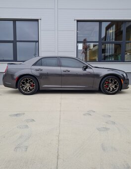 Chrysler 300S Alloy Edition - 4
