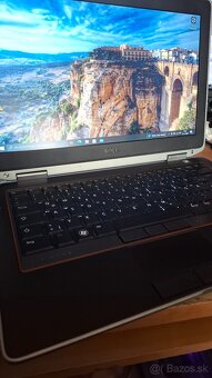Dell latitude E6320 - 4