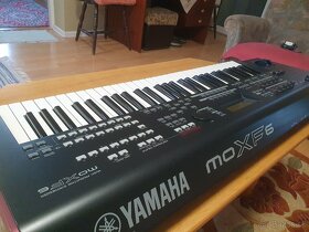 Yamaha MOXF6 - 4