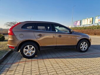 Predám Volvo XC60 2.4 D, 4x4, automat - 4