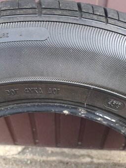 Predám letné pneu 215/70 R16 - 4