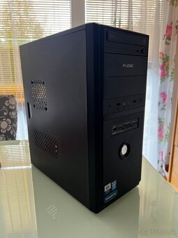 Pc a monitor na predaj - 4