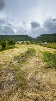 PREDÁM RD v obci Dvorníky Včeláre s veľkým pozemkom - 4