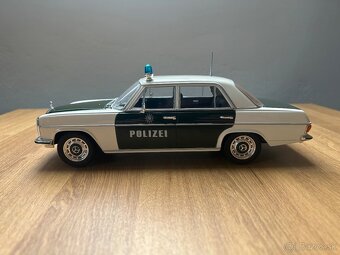 Mercedes-benz 220 W115 Polizei 1:18 MCG - 4