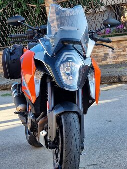 KTM SUPERDUKE 1290 GT 9/2017 - 4