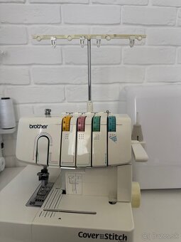 Coverlock Cover Stitch 2340CV - 4