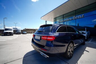 Mercedes E trieda 300 de A/T HYBRID(Diesel/Elektro) - 4