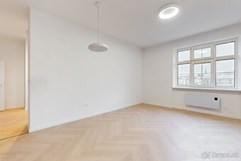 EXKLUZÍVNE 2-izb zrekonštruovaný byt STARÉ MESTO - 4