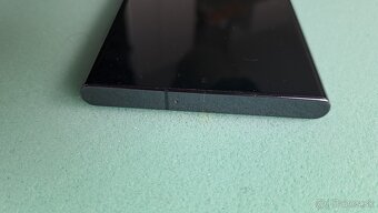 Samsung Galaxy S22 Ultra 256GB - 4