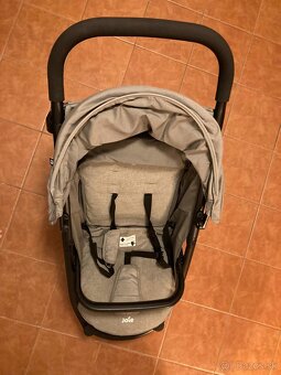 Predám používaný športový kočík JOIE litetrax - 4