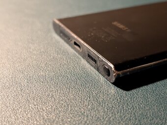 Samsung Galaxy S22 Ultra 256GB - 4