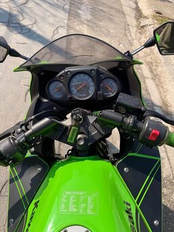 Kawasaki Ninja zx250r 2010 - 4