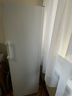 Na predaj používaná chladnička Liebherr – 300 € - 4