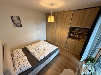 Moderný 2-izbový s predzáhradkou a park miestom - 4