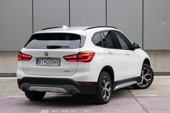 BMW X1 xDrive 25i xLine A/T - 4