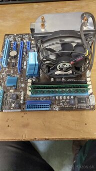 Asus M4A88T-M, AMD Phenom II 945, 4GB DDR3, R9 270X 2GB - 4
