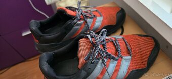 Predam tenisky ADIDAS Slingshot TR M - 4