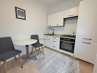 NA PREDAJ - 1 izbový byt pri Astórii, ulica Južná trieda - 4