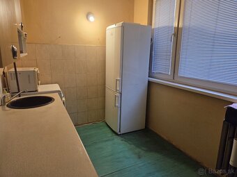 3 – IZBOVÝ BYT V ŽIARI NAD HRONOM NA ULICI SNP - 4