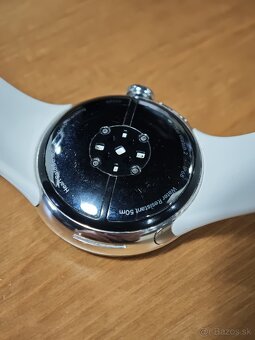 Predám hodinky Google Pixel Watch 2 - 4
