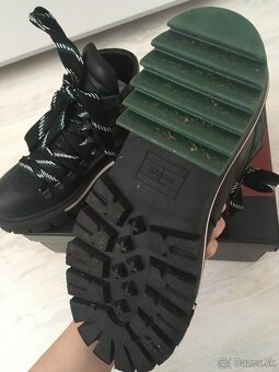 Tommy Hilfiger topánky - 4
