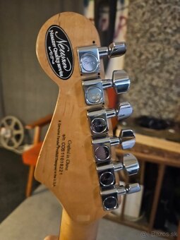 Squier stratocaster - 4