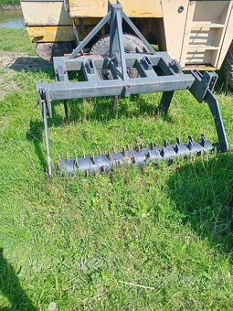 Predam traktor a ine stroje - 4
