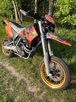 KTM LC4 640 Supermoto - 4