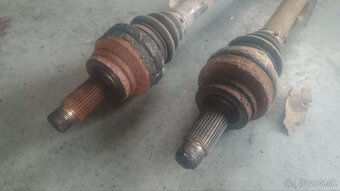 Poloosi BMW E70 X5 - 4