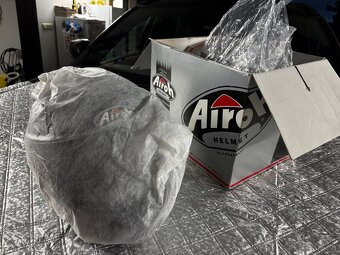 Prilba Airoh - 4