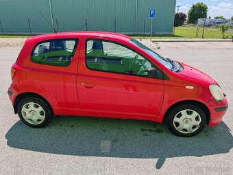 Toyota Yaris 1.0 VVT-I - 4