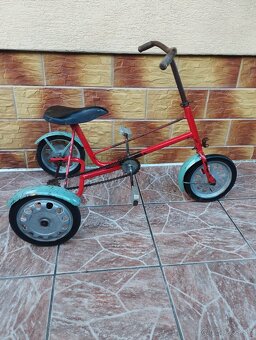 Šlapacie autíčko ,šlapacia trojkolka - 4