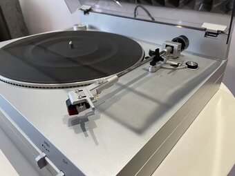 Gramofón Sharp RP-31 Direct Drive - 4