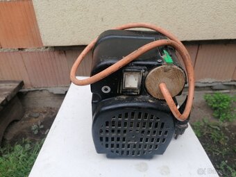 Miešačka - motor - 4