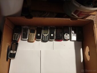 Predám zbierku mobilov Nokia - 4