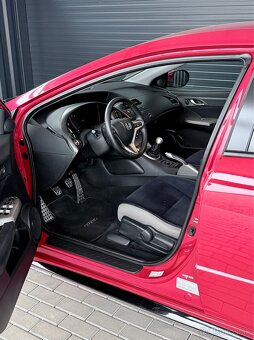 HONDA CIVIC 1.8 VTEC SPORT - 4