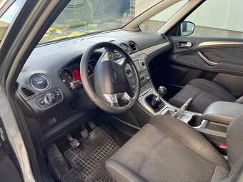 Predám auto FORD S-Max - 4