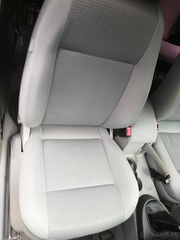 Vw Caddy interiér - 4