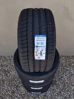 295/35R21 107Y Triangle Sportex - 4
