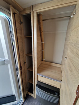 WEINSBERG CaraOne 420 QD model 2027 - 4