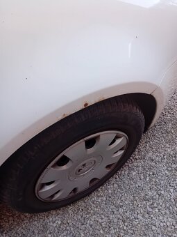 Predám VW Golf 5 - 4